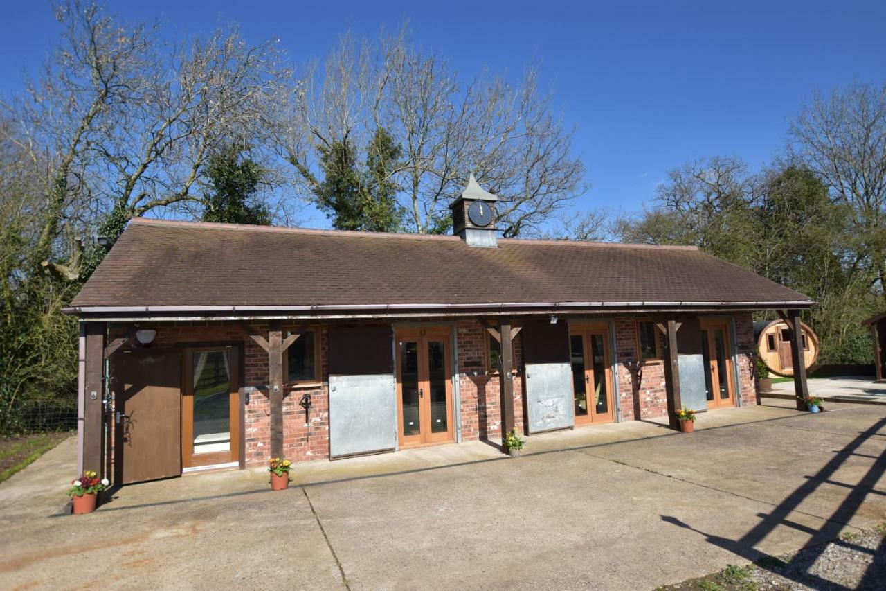 Oak Tree Stables Cottage Μπέρμιγχαμ Εξωτερικό φωτογραφία