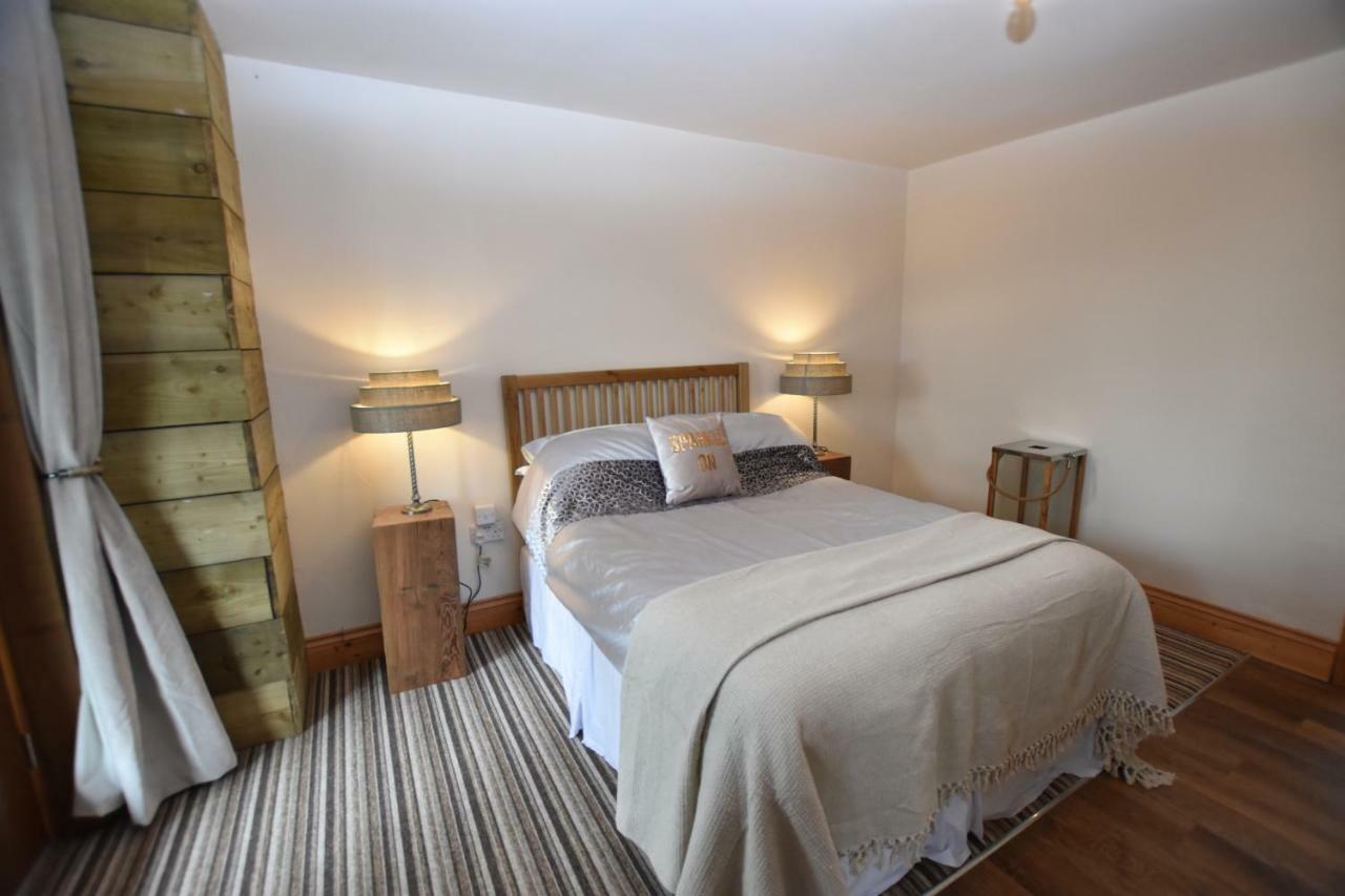 Oak Tree Stables Cottage Μπέρμιγχαμ Εξωτερικό φωτογραφία